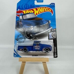 Hot Wheels Blue ‘52 Chevy New Sealed